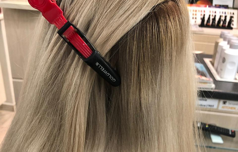 Этапы окрашивания в жемчужный блонд