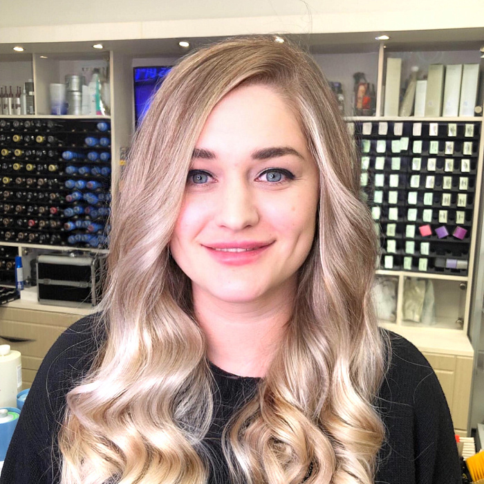 Мелирование и тонирование на длинные волосы в холодных бежевых оттенках