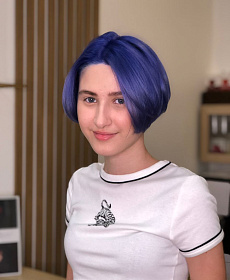 Фиолетовое и синее окрашивание волос